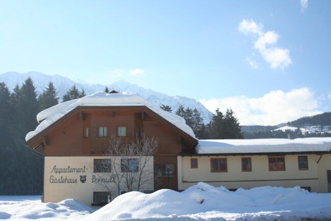 Apartmanska kuća Pernull